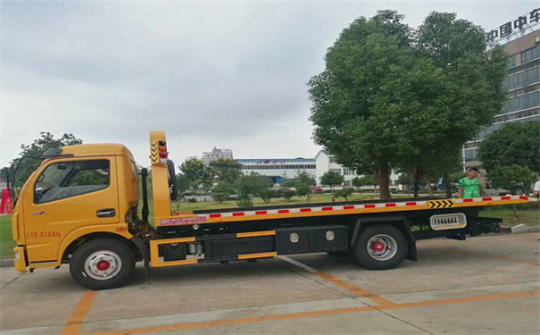 南阳定远24小时拖车救援电话号码，定远道路救援公司怎么收费的